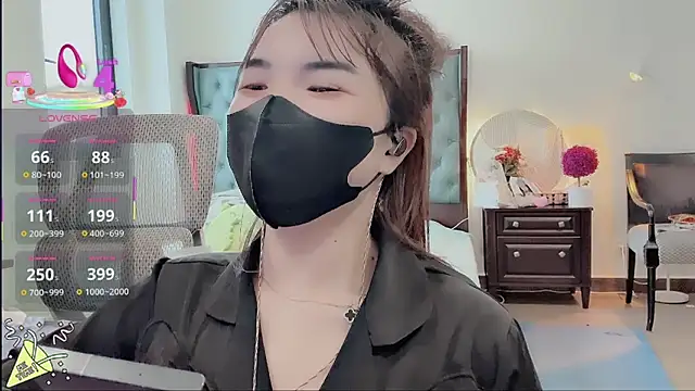 Snapshot of Berrysweet_68 chatting on 11-30-25, 02:48 Berrysweet 68 online show from 11-30-25, 02:48