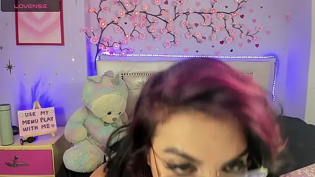 Xtattoedgirl online show from 05-17-26, 01:47