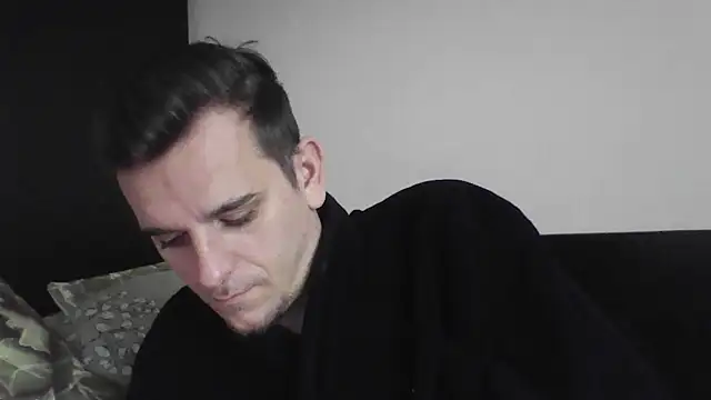 Huge cock22cm online show from 01-22-25, 09:24