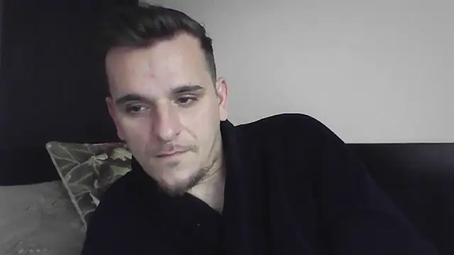 Huge cock22cm online show from 02-02-25, 12:46