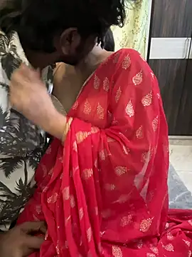 Snapshot of Magical-Couple-telugu chatting on 01-12-25, 08:36 Magical-Couple-telugu online show from 01-12-25, 08:36