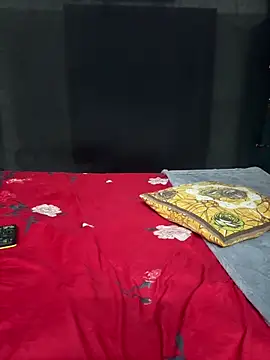 Snapshot of Magical-Couple-telugu chatting on 10-25-25, 02:02 Magical-Couple-telugu online show from 10-25-25, 02:02