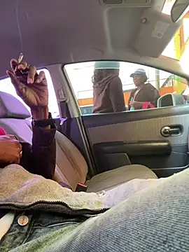 Snapshot of NillaMontana chatting on 01-04-25, 06:51 NillaMontana online show from 01-04-25, 06:51