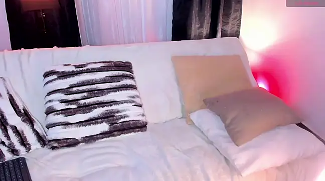 Josep Davies online show from 03-20-25, 05:35