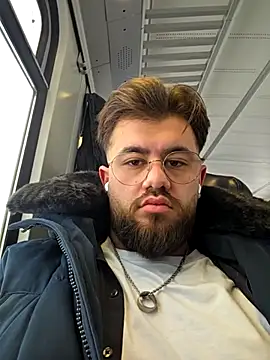 yxssxn24403 online show from 02-06-26, 09:56