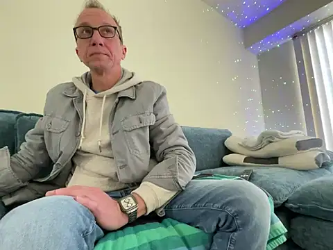 mouser21212 online show from 02-28-26, 02:29