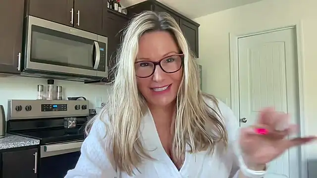 Milf Goddess online show from 10-26-25, 02:34