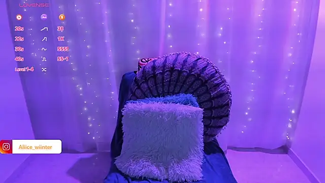 Alice winter  online show from 03-18-25, 01:21