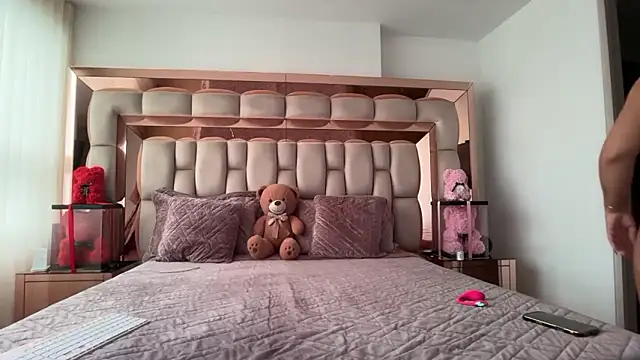 candy-sam28 online show from 01-11-26, 04:01