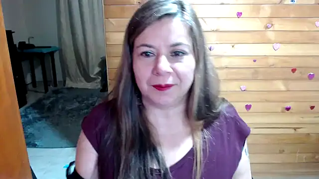 Snapshot of lilisa777 chatting on 11-23-25, 12:10 lilisa777 online show from 11-23-25, 12:10