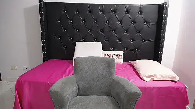 renata salinas 1 online show from 01-10-26, 12:12