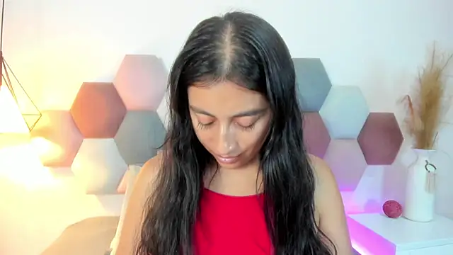 Snapshot of LisaHadwin chatting on 01-26-25, 02:08 LisaHadwin online show from 01-26-25, 02:08