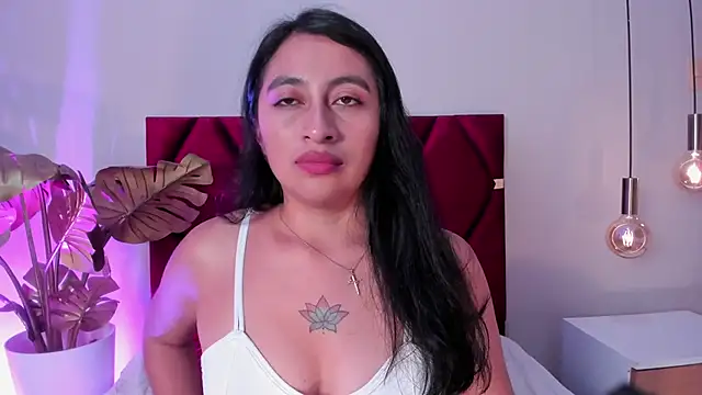 Snapshot of LisaHadwin chatting on 01-28-25, 09:40 LisaHadwin online show from 01-28-25, 09:40