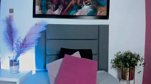 Snapshot of LisaHadwin chatting on 02-27-25, 09:25 LisaHadwin online show from 02-27-25, 09:25