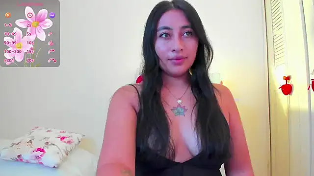 Snapshot of LisaHadwin chatting on 09-25-25, 07:17 LisaHadwin online show from 09-25-25, 07:17