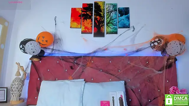 Ruth harvey  online show from 10-31-25, 12:17