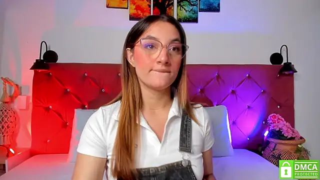 Ruth harvey  online show from 01-16-26, 01:48