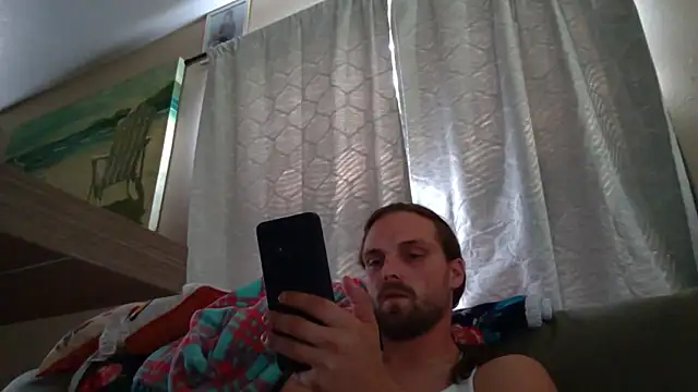 Snapshot of VitaminmanFL chatting on 09-17-25, 03:03 VitaminmanFL online show from 09-17-25, 03:03