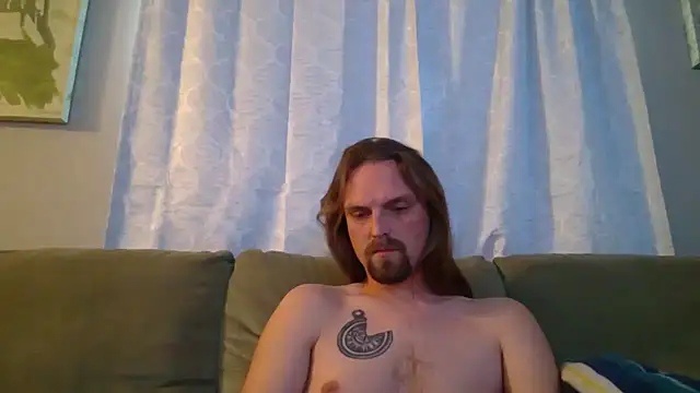 Snapshot of VitaminmanFL chatting on 11-22-25, 12:37 VitaminmanFL online show from 11-22-25, 12:37