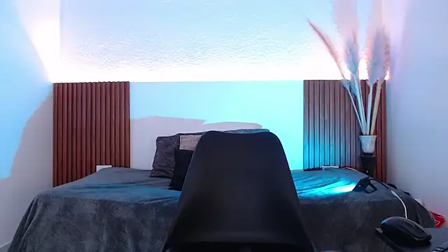 Snapshot of Dakotagloss chatting on 01-28-25, 12:26 Dakotagloss online show from 01-28-25, 12:26