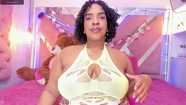 Scarlett-Bonnet online show from 12-28-24, 04:08