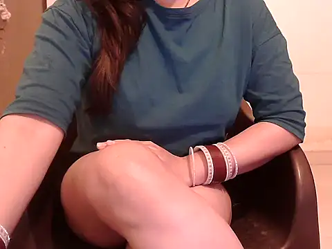 AMBIKA-MISHRA99 online show from 11-09-25, 01:53