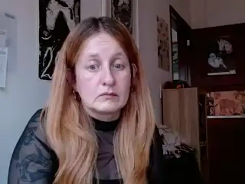 Snapshot of ViioletaMora chatting on 04-20-26, 10:22 ViioletaMora online show from 04-20-26, 10:22