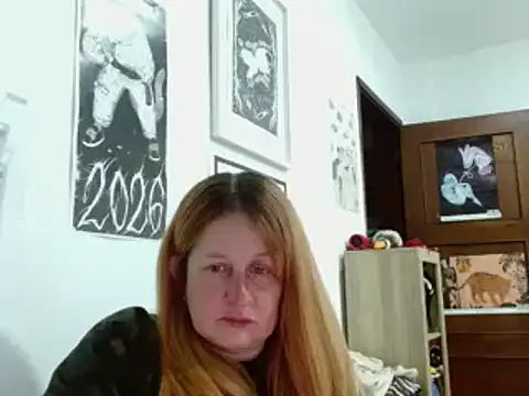 Snapshot of ViioletaMora chatting on 04-21-26, 05:14 ViioletaMora online show from 04-21-26, 05:14