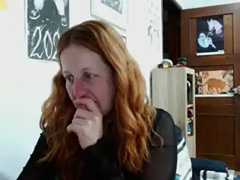 Snapshot of ViioletaMora chatting on 05-24-26, 03:33 ViioletaMora online show from 05-24-26, 03:33