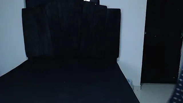 Ariel Zeo1 online show from 03-17-26, 07:50