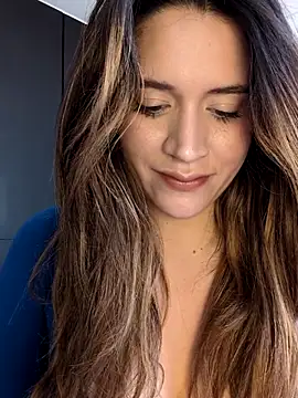 Snapshot of maliciaworld chatting on 12-16-25, 06:13 maliciaworld online show from 12-16-25, 06:13