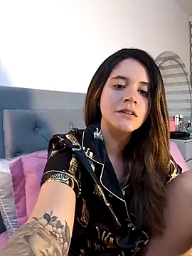 maliciaworld online show from 12-23-25, 02:20