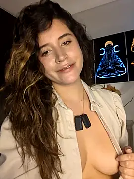 maliciaworld online show from 04-18-26, 07:07