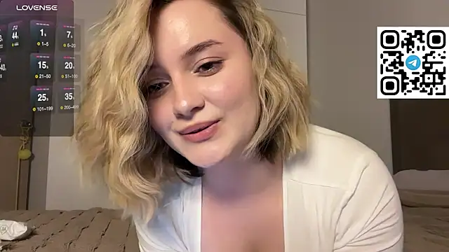 Snapshot of Pleasant_fun chatting on 01-18-26, 02:21 Pleasant fun online show from 01-18-26, 02:21