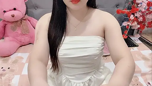 Funikio online show from 11-19-25, 01:22