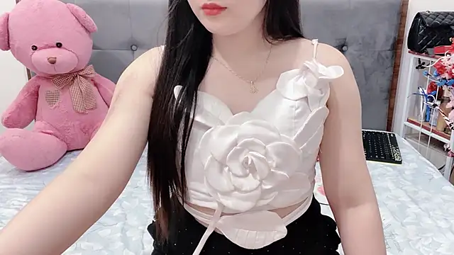 Funikio online show from 05-26-26, 02:35