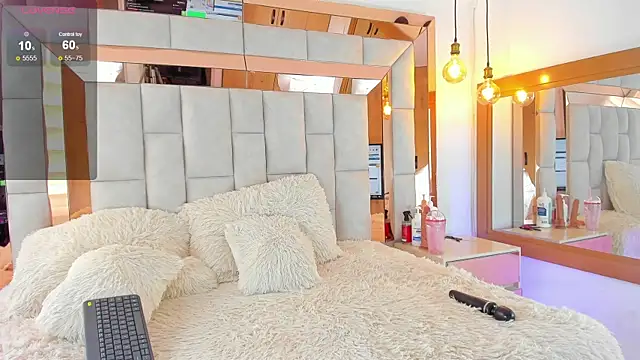 Salomethompson- online show from 12-20-24, 06:13