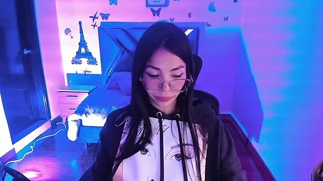 Snapshot of Aylinn_diaz chatting on 12-06-24, 11:47 Aylinn diaz online show from 12-06-24, 11:47