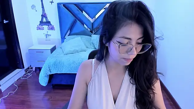 Snapshot of Aylinn_diaz chatting on 01-13-25, 01:17 Aylinn diaz online show from 01-13-25, 01:17