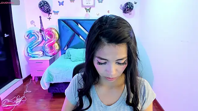 Snapshot of Aylinn_diaz chatting on 01-26-25, 11:50 Aylinn diaz online show from 01-26-25, 11:50