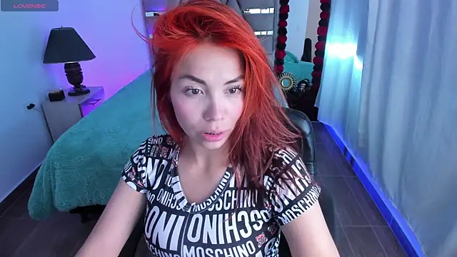 Snapshot of Aylinn_diaz chatting on 11-14-25, 02:38 Aylinn diaz online show from 11-14-25, 02:38