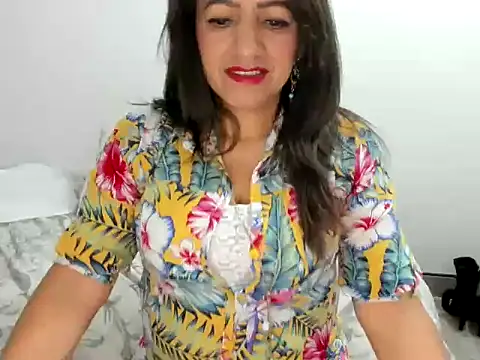 MonicaGarcia  online show from 03-01-25, 09:18