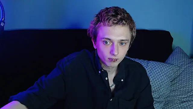 Snapshot of axxxturel chatting on 12-12-24, 05:59 axxxturel online show from 12-12-24, 05:59