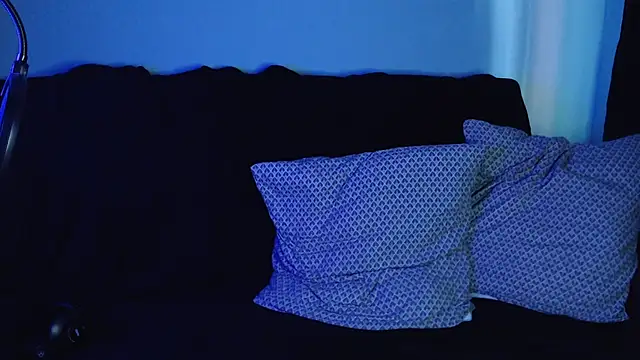 Snapshot of axxxturel chatting on 12-14-24, 08:02 axxxturel online show from 12-14-24, 08:02