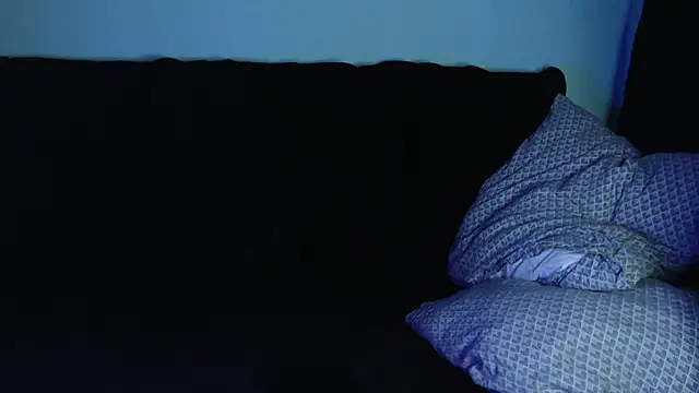 Snapshot of axxxturel chatting on 12-30-24, 11:06 axxxturel online show from 12-30-24, 11:06