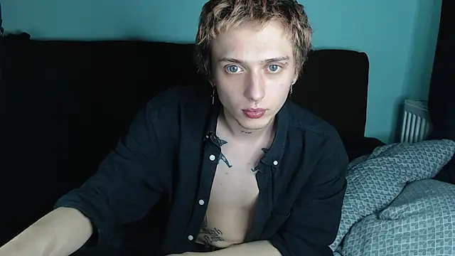 Snapshot of axxxturel chatting on 01-02-25, 03:58 axxxturel online show from 01-02-25, 03:58