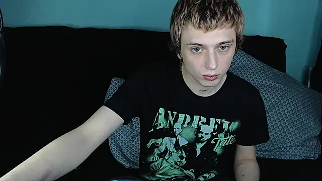 Snapshot of axxxturel chatting on 01-09-25, 05:23 axxxturel online show from 01-09-25, 05:23