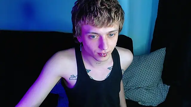 Snapshot of axxxturel chatting on 02-21-25, 05:56 axxxturel online show from 02-21-25, 05:56