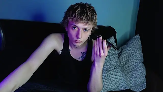 Snapshot of axxxturel chatting on 02-22-25, 09:59 axxxturel online show from 02-22-25, 09:59