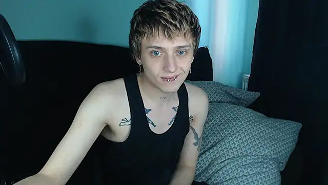 Snapshot of axxxturel chatting on 02-27-25, 09:43 axxxturel online show from 02-27-25, 09:43